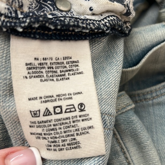 Anthropologie Pilcro Hyphen Distressed Frayed Hem Boyfriend Jeans - Picture 8 of 11